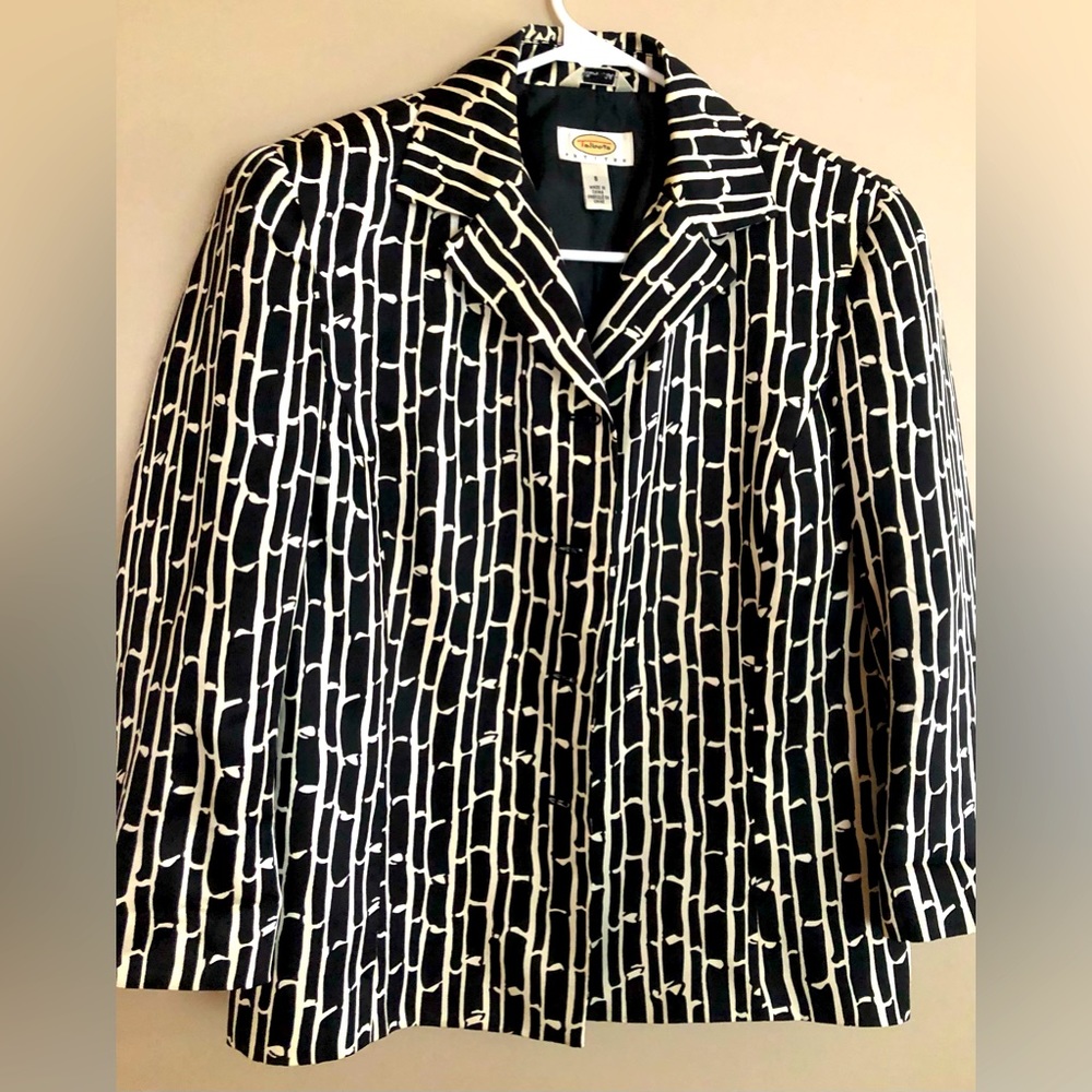 TALBOTS Silk Black & White Short Jacket Top Suze 8P - Picture 1 of 1